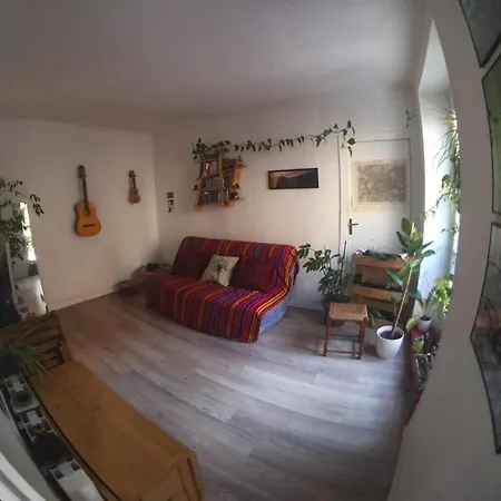 Hostnfly - Charming Apt Belleville