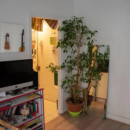 Hostnfly - Charming Apt Belleville * Paris